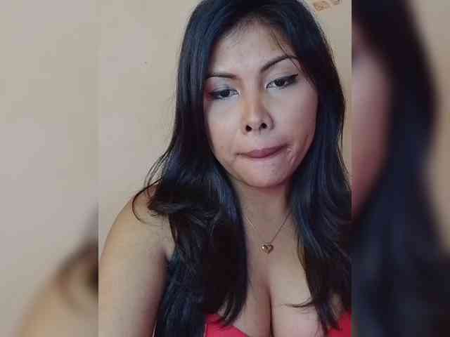 Doudou261 Live Webcam on BongaCams