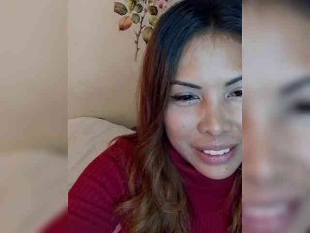 Doudou261 Live Webcam on BongaCams
