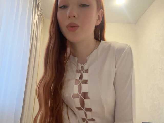 JulissaSpaur's BongaCams show and profile
