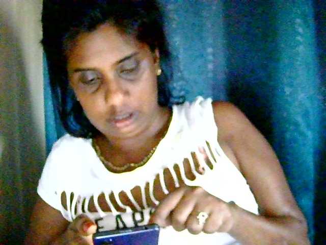 Anshia live cam on BongaCams