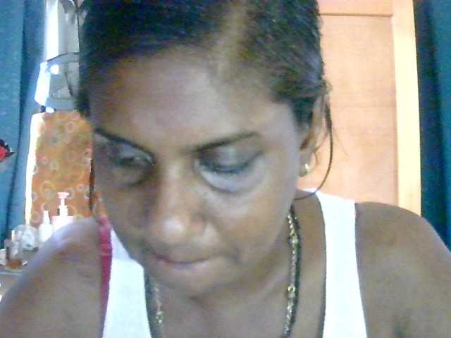 Anshia live cam preview