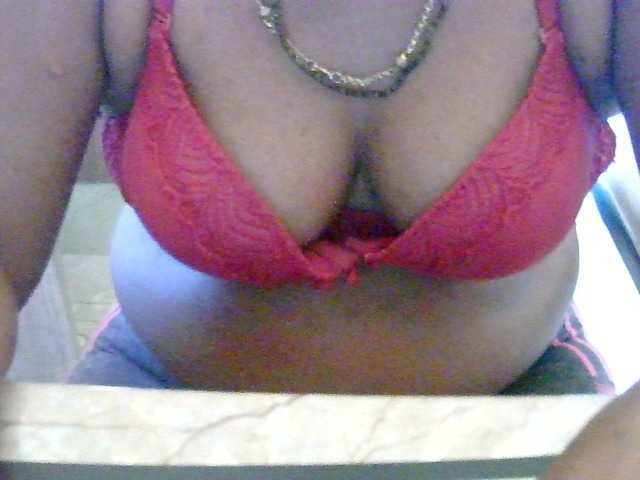 Anshia live cam preview