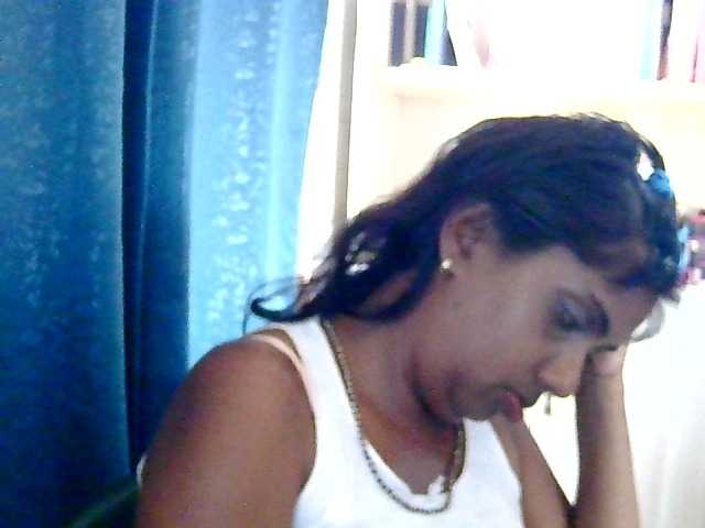 Anshia live webcam show
