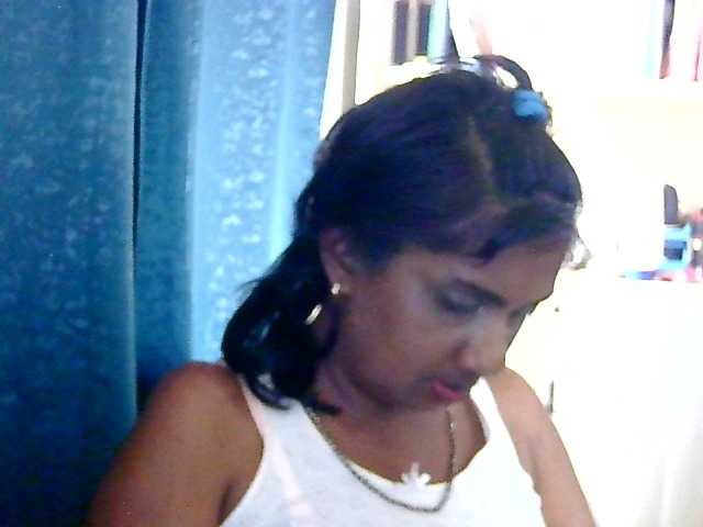 Anshia live webcam show