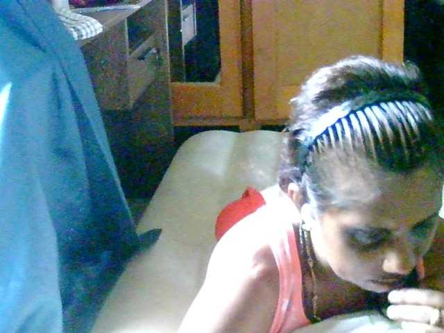 Anshia live cam on BongaCams