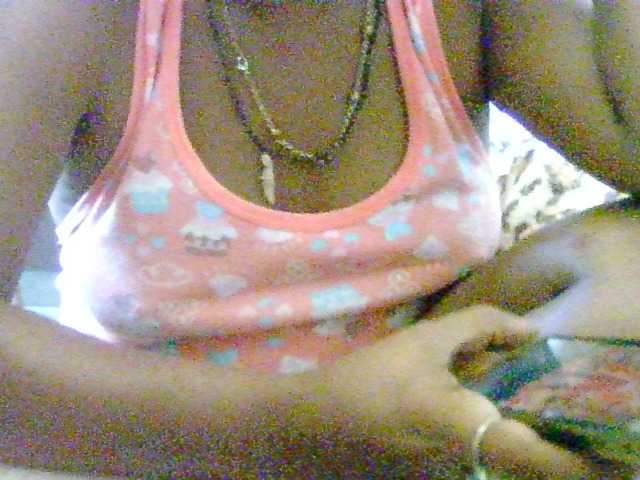 Anshia, en directo ahora en BongaCams