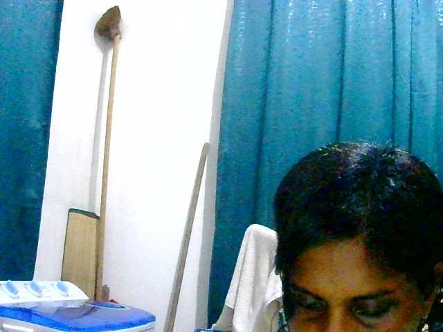  Anshia chat room