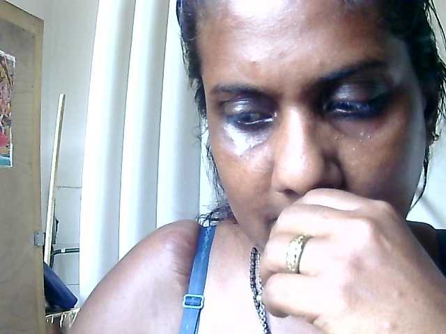Anshia live cam on BongaCams