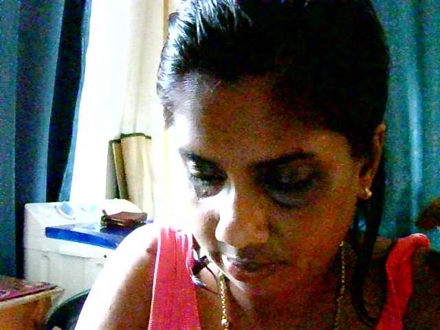 Anshia live cam on BongaCams