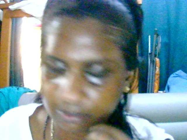 Anshia live cam preview