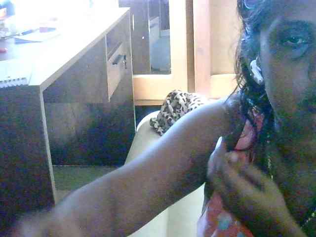 Model: Anshia