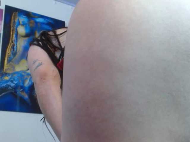 Gemma-Hot's BongaCams show and profile