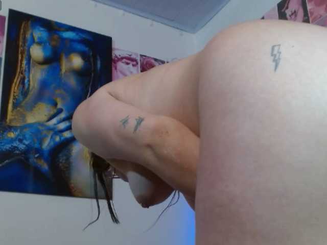 Gemma-Hot's BongaCams show and profile