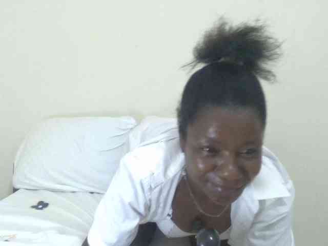 Hotloverrr webcam