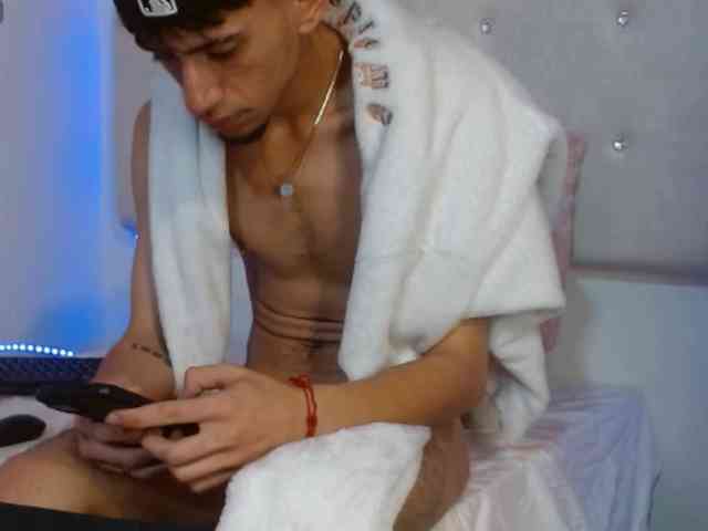 Live stream of Golden-raiden-12