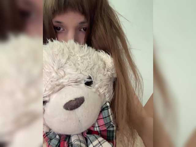 Velune live webcam show