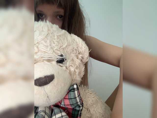 Velune live webcam show