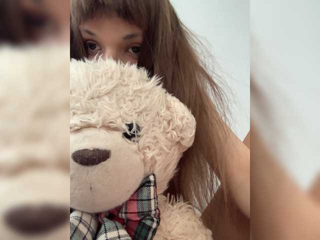 Velune live webcam show