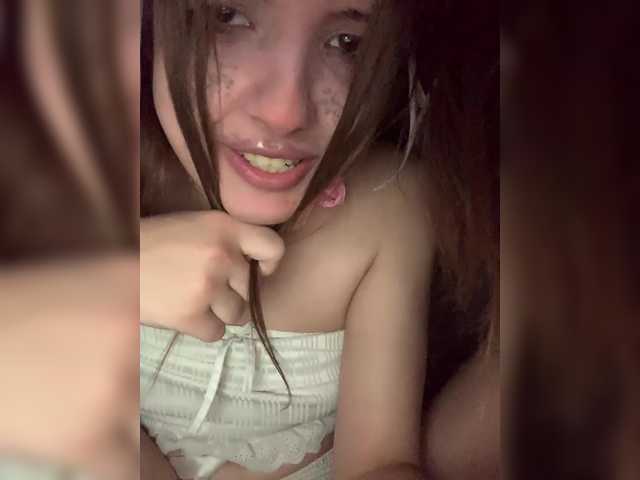 Velune live webcam show