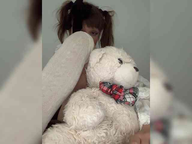 nefiq081 Sex Cam Show