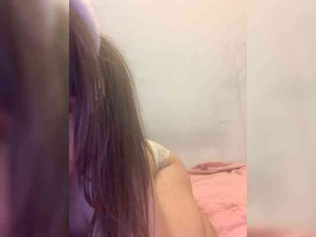 nefiq081 Live Webcam on BongaCams