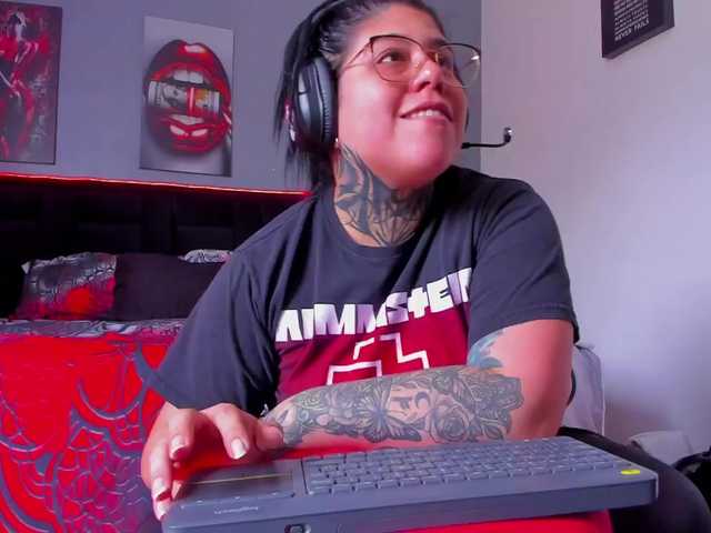veronika-metalstar live cam on BongaCams