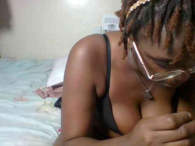 blackcherries webcam