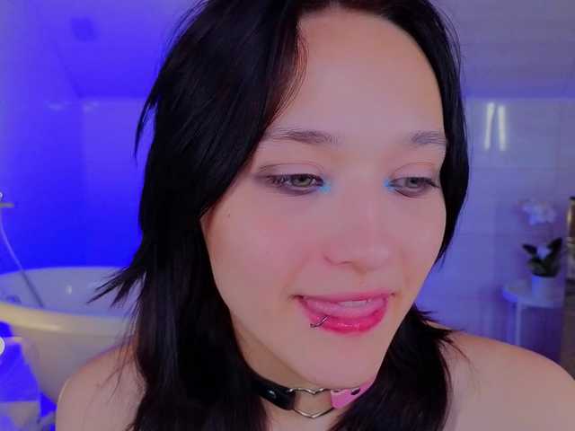 DarcyBlackwood live cam on BongaCams