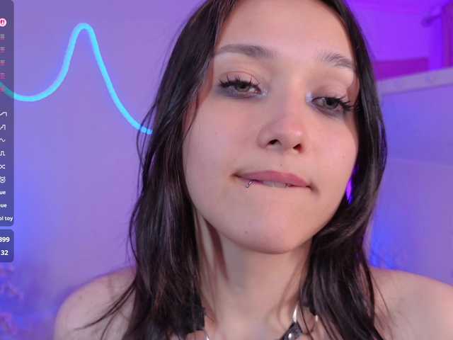 DarcyBlackwood live cam on BongaCams