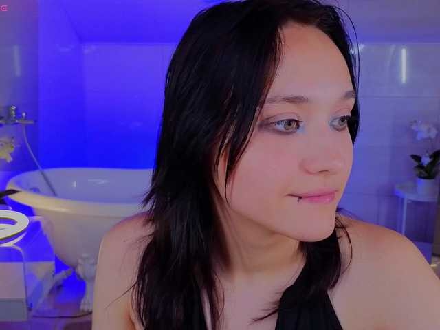 DarcyBlackwood live cam on BongaCams