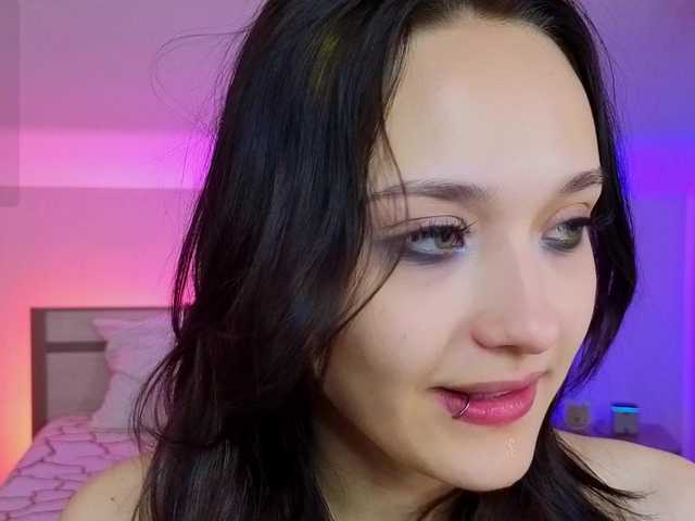 DarcyBlackwood live cam on BongaCams