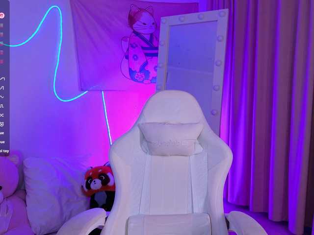 DarcyBlackwood live cam on BongaCams