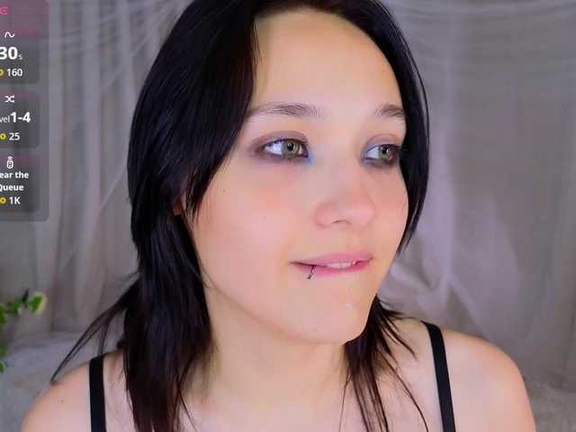 DarcyBlackwood live cam on BongaCams