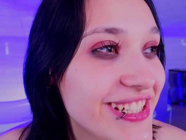 DarcyBlackwood live cam on BongaCams