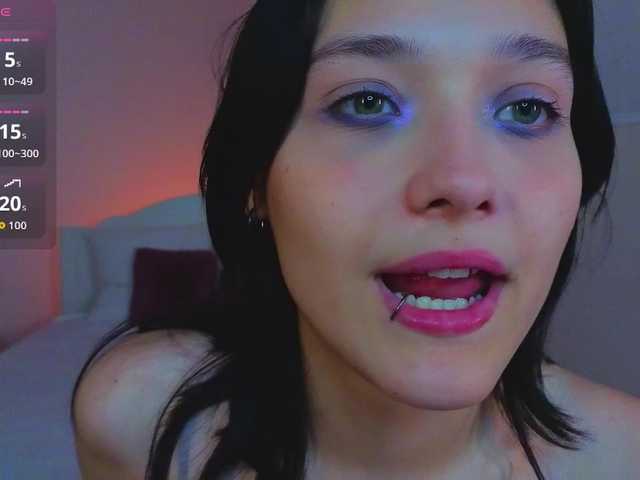 DarcyBlackwood live cam on BongaCams