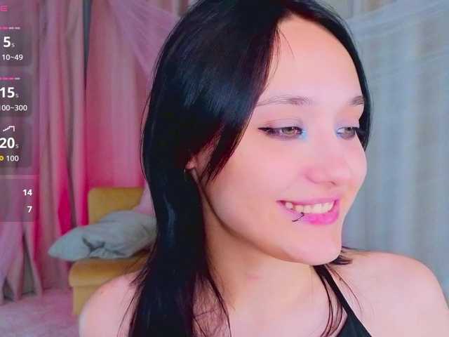 DarcyBlackwood live cam on BongaCams
