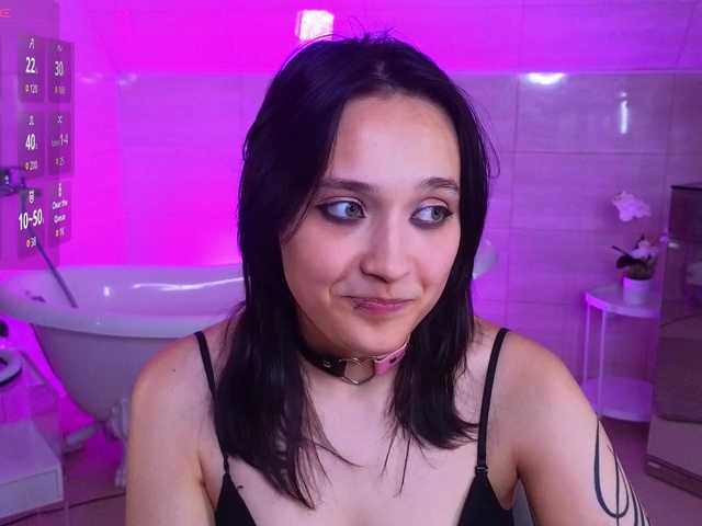 DarcyBlackwood live cam on BongaCams