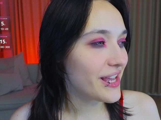 DarcyBlackwood live cam on BongaCams