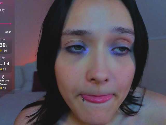 DarcyBlackwood live cam on BongaCams