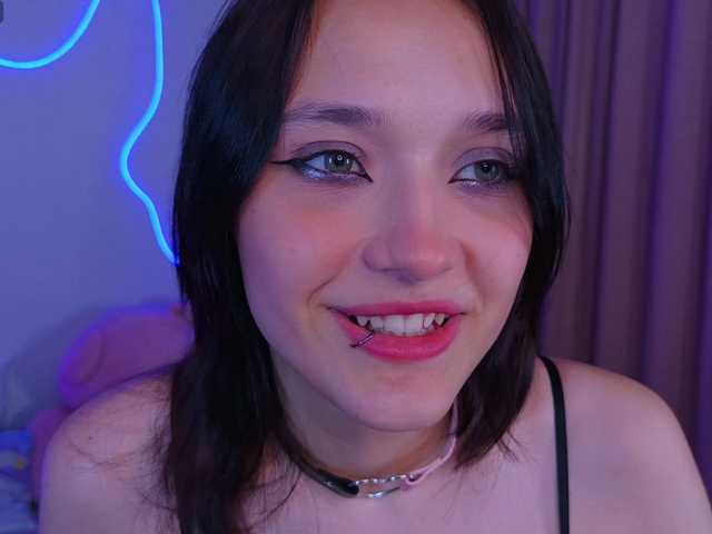 DarcyBlackwood live cam on BongaCams