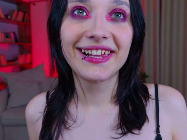 DarcyBlackwood live cam on BongaCams
