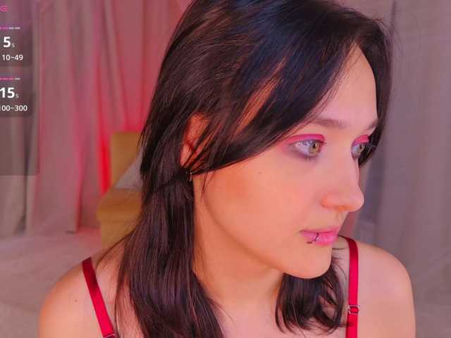 DarcyBlackwood live webcam show