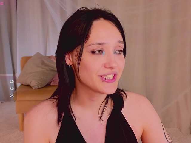 DarcyBlackwood live cam on BongaCams
