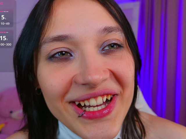 DarcyBlackwood live webcam show