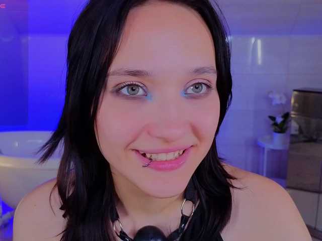 DarcyBlackwood live cam on BongaCams