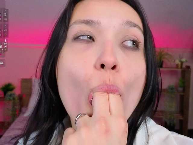DarcyBlackwood webcam