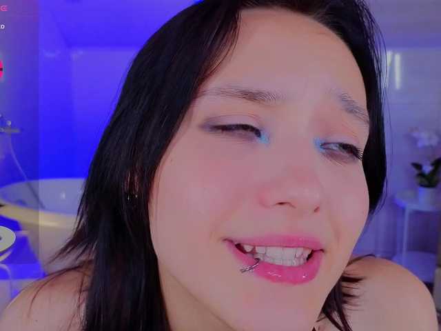 DarcyBlackwood live cam on BongaCams