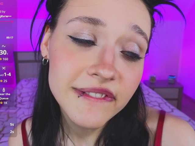 DarcyBlackwood live cam on BongaCams