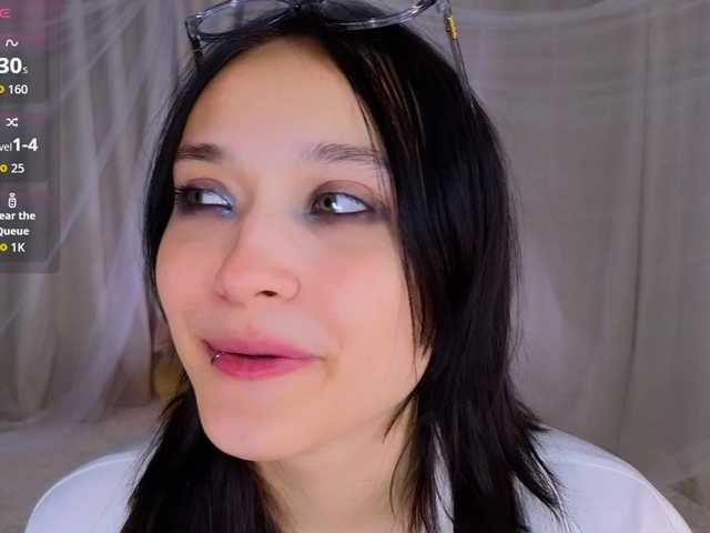 DarcyBlackwood live cam on BongaCams