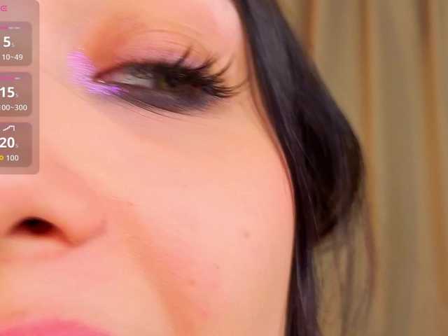 DarcyBlackwood live cam on BongaCams